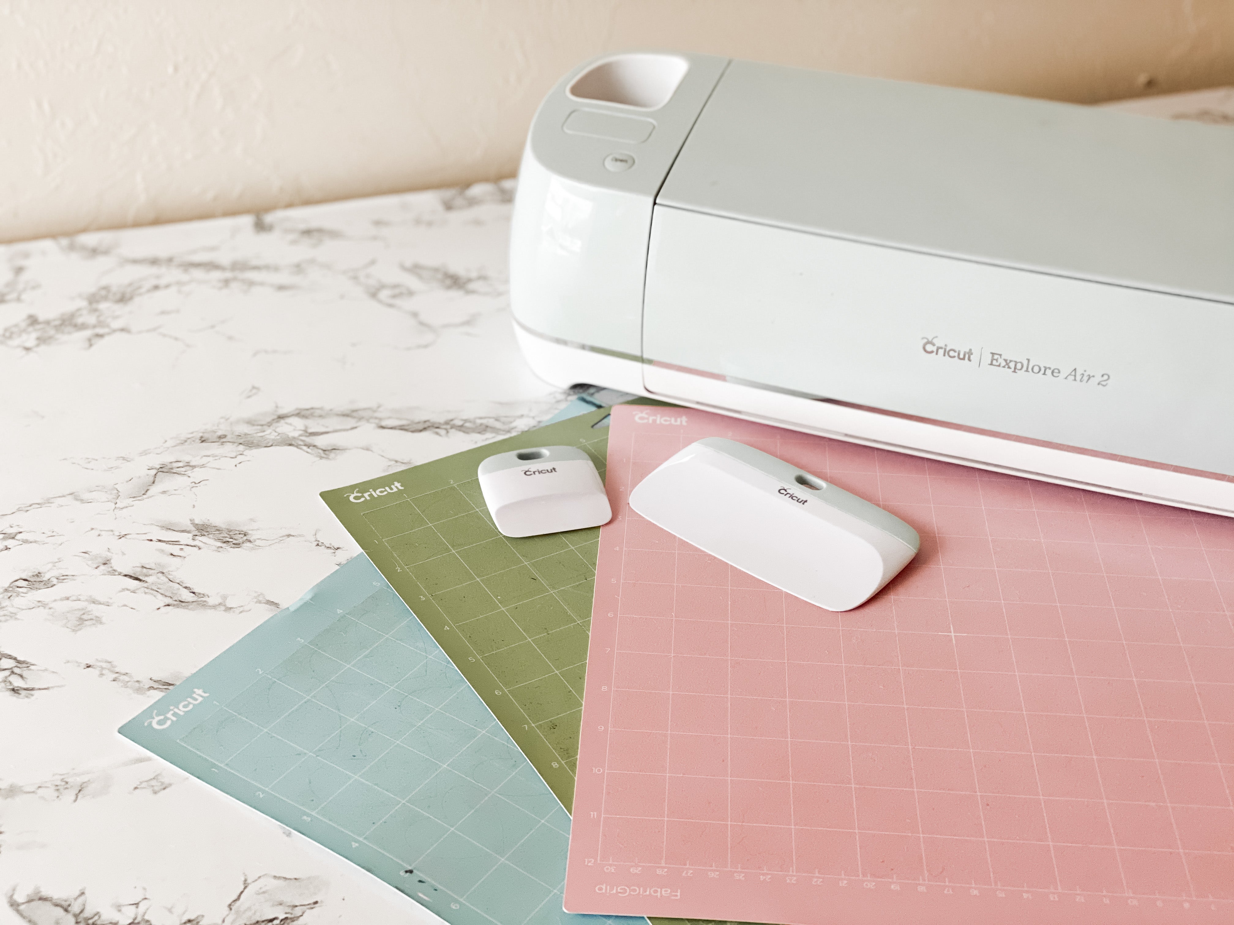 Cricut Essential Card and Mat Bundle for Crafting and Scrapbooking