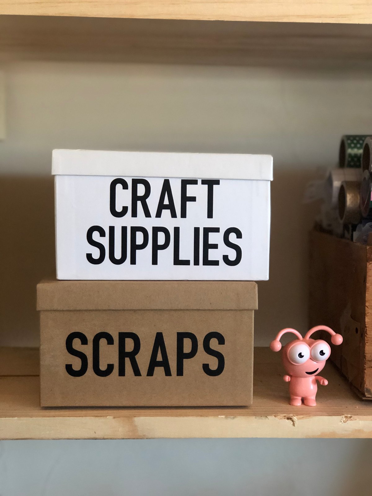 How to Cut a Vinyl Decal with the Cricut - The Happy Scraps