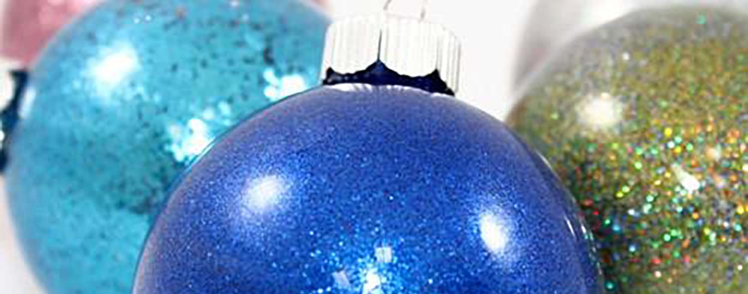 So-Easy 6 Step Pledge Glitter Ornaments