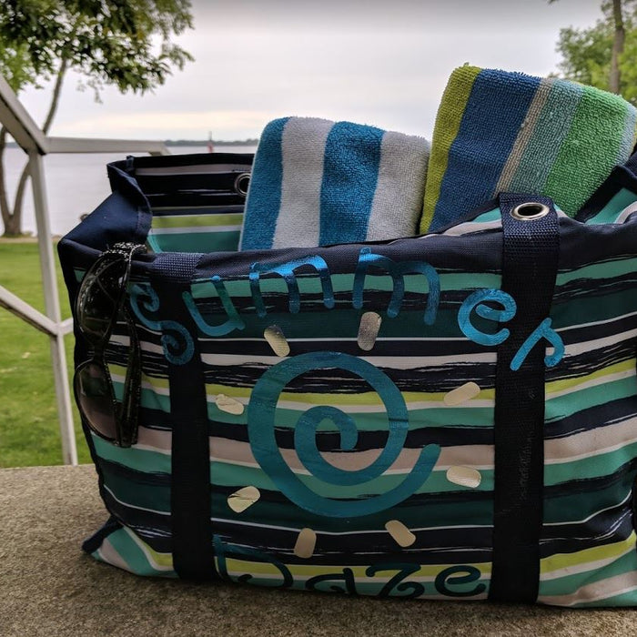 Summer Daze – Thirty One Tote with Cricut Foil Iron on