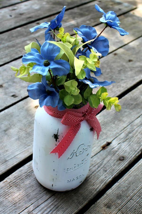 Red, White & Blue Summer Star Mason Jar Vase Tutorial