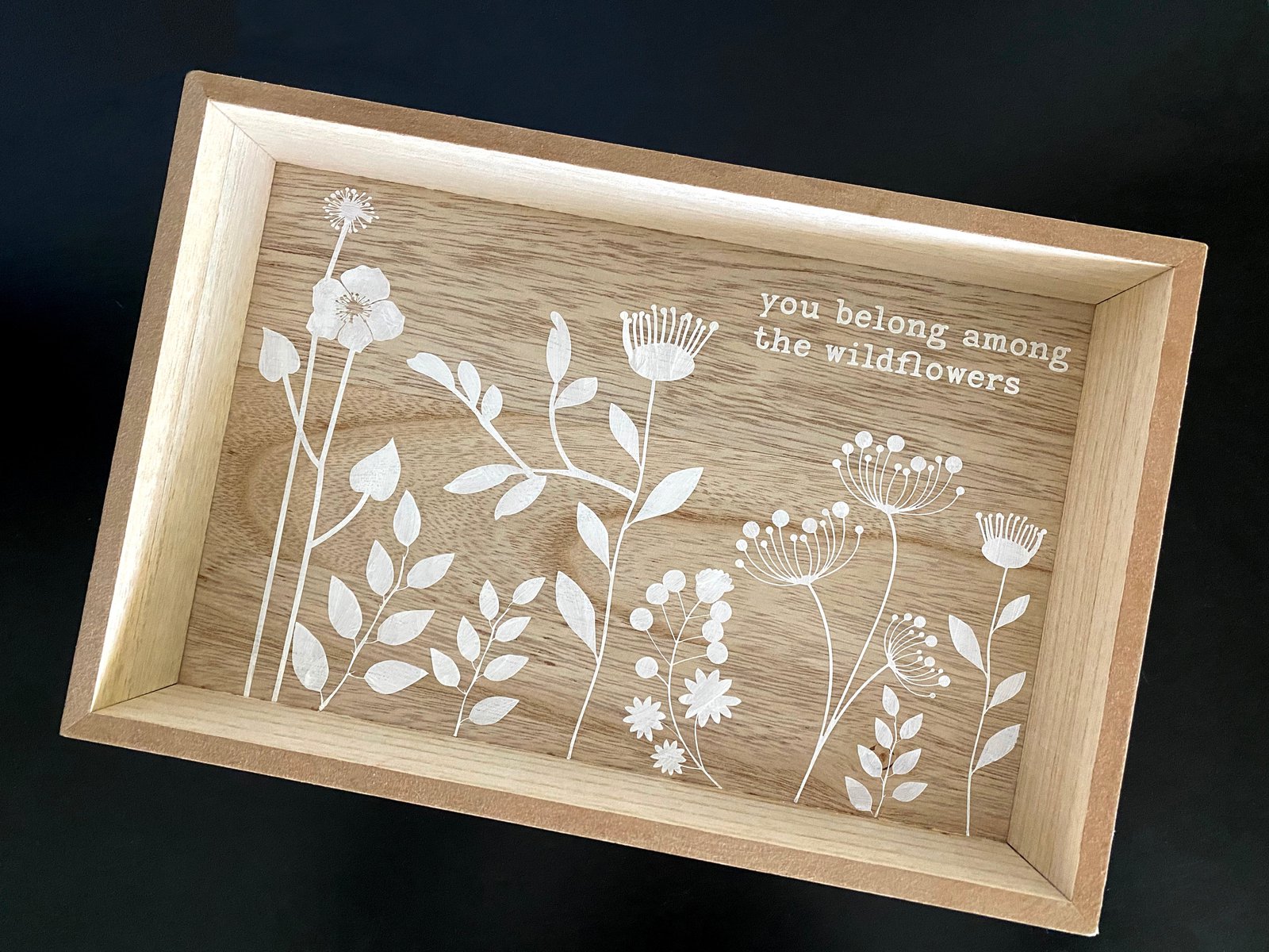 Decorate Wood Tray Using Vinyl Stencil