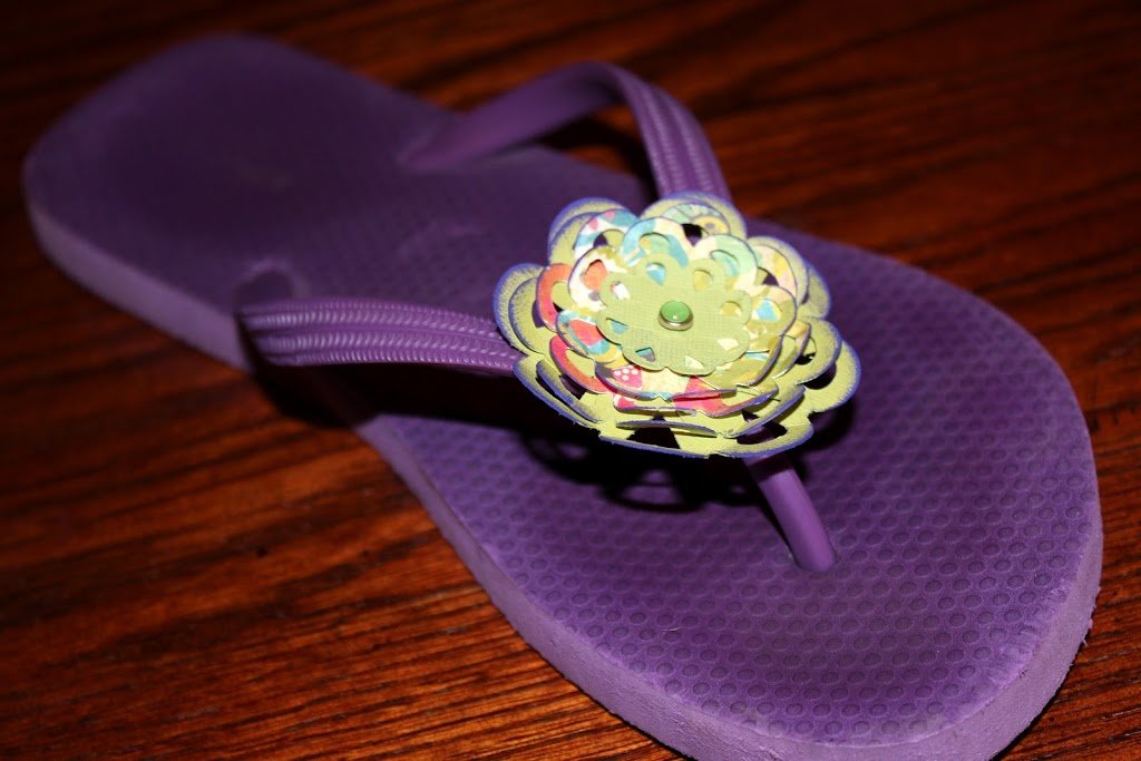 DIY Fab-u-lous Flip Flop Embellishment