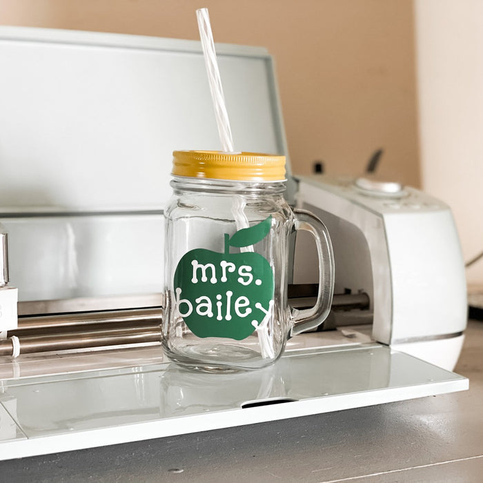 DIY: Teacher Back-to-School Cricut Project