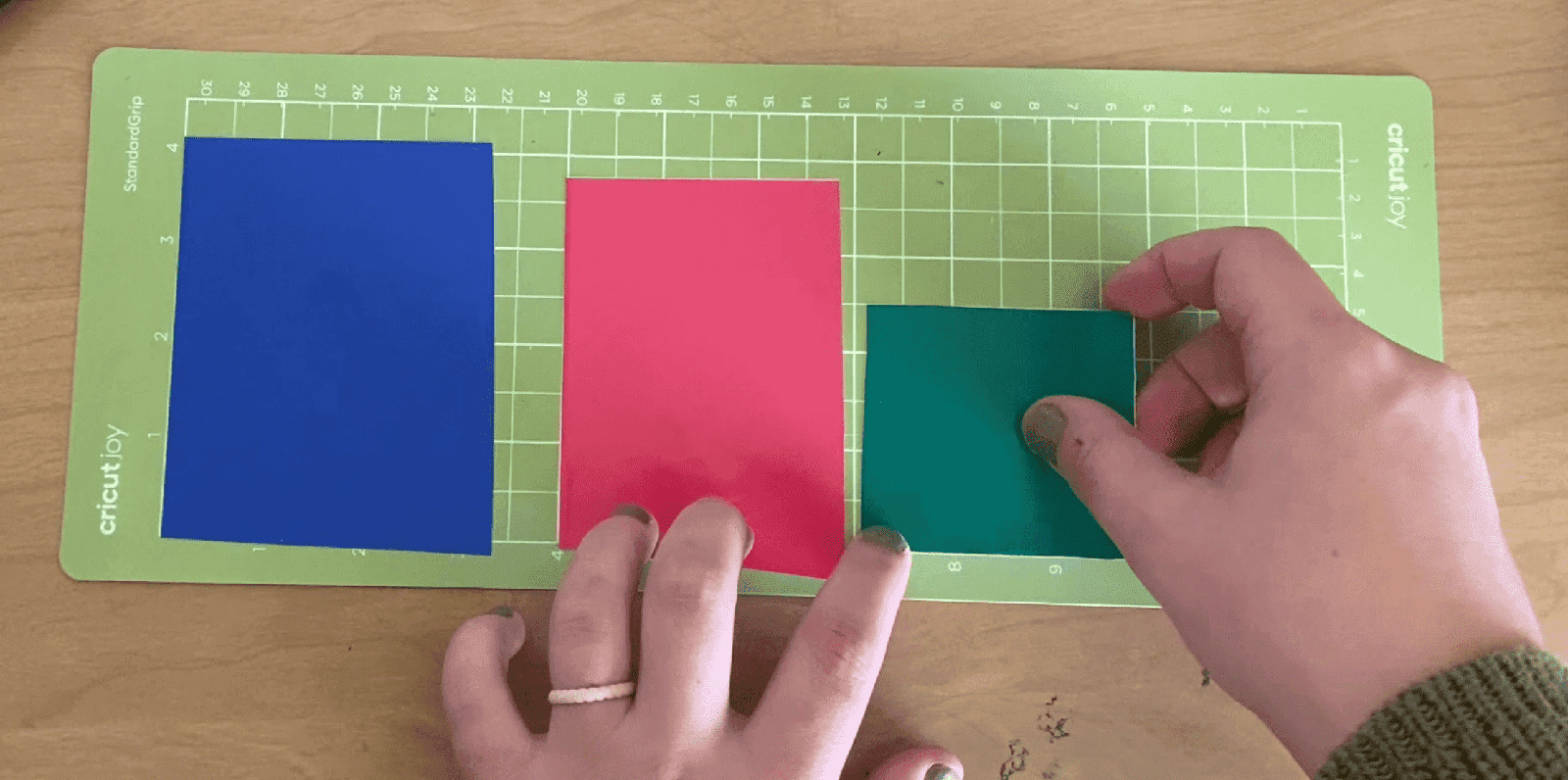 How to Cut Multiple Colors of Vinyl at One Time with a Cricut