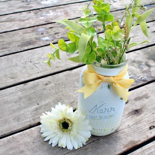 Weekend Project: Recycled Mason Jar Spring Vase – Part II