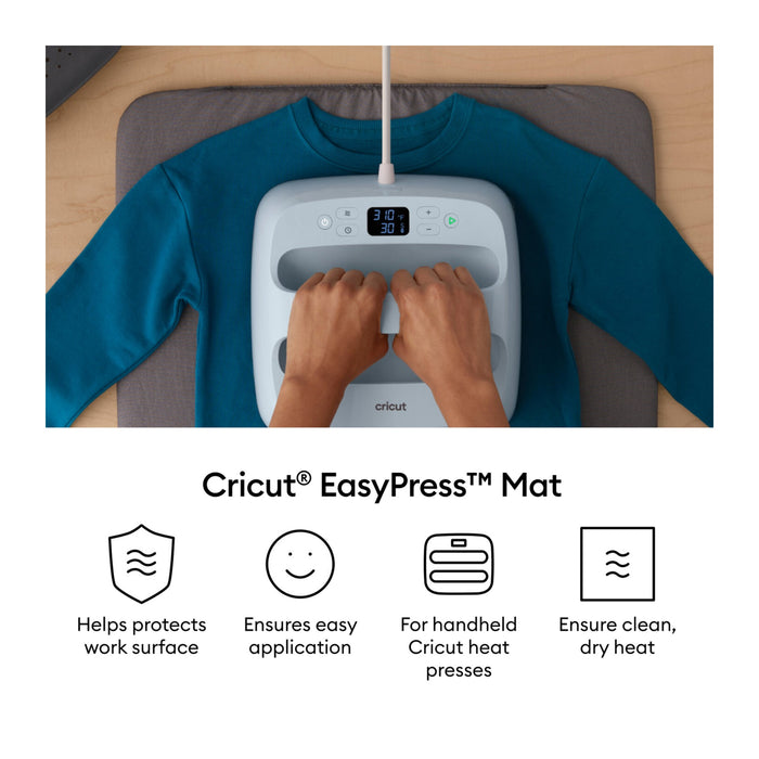 Cricut EasyPress Mat with Heat-Resistant Pressing Sheet, Small, 5.5 in x 8.5 in