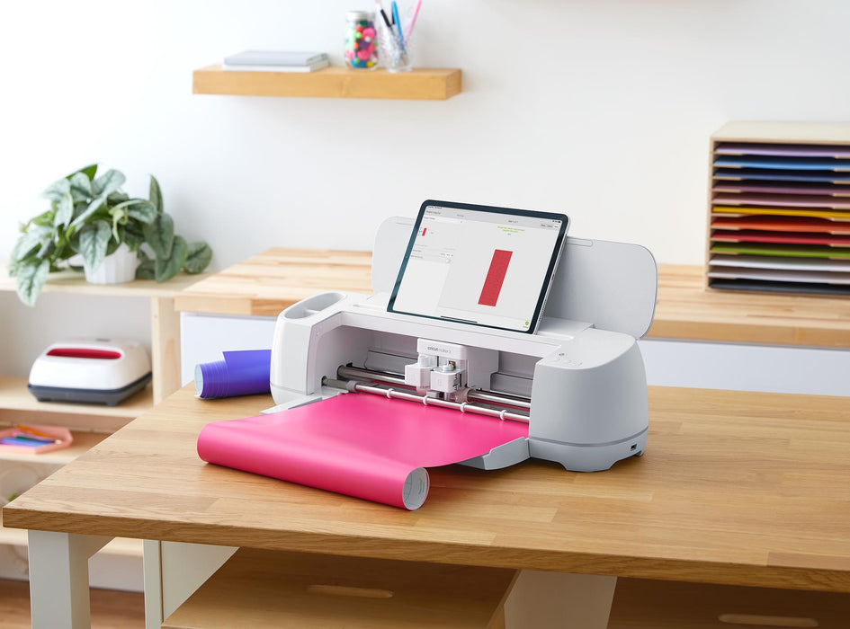 Cricut Smart 3ft Vinyl Bundle - Valentine's Day Colored Adhesive Vinyl